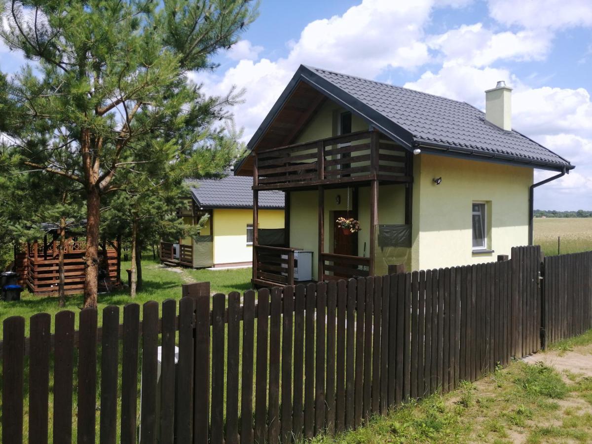 Domki Nad Jeziorem Dąbrówno エクステリア 写真